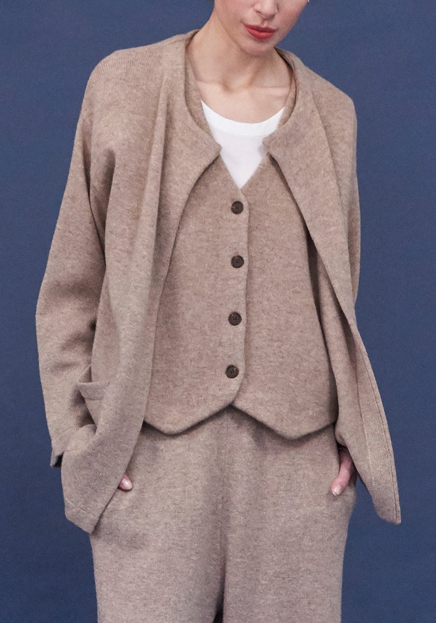 Akshan Cardigan
