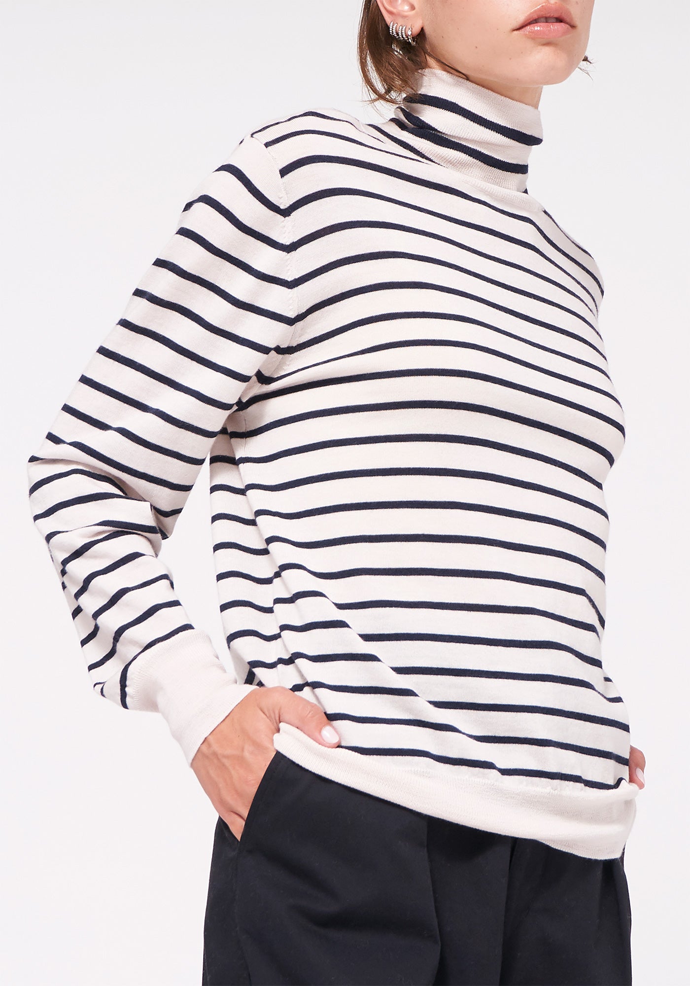 Fiana Sweater