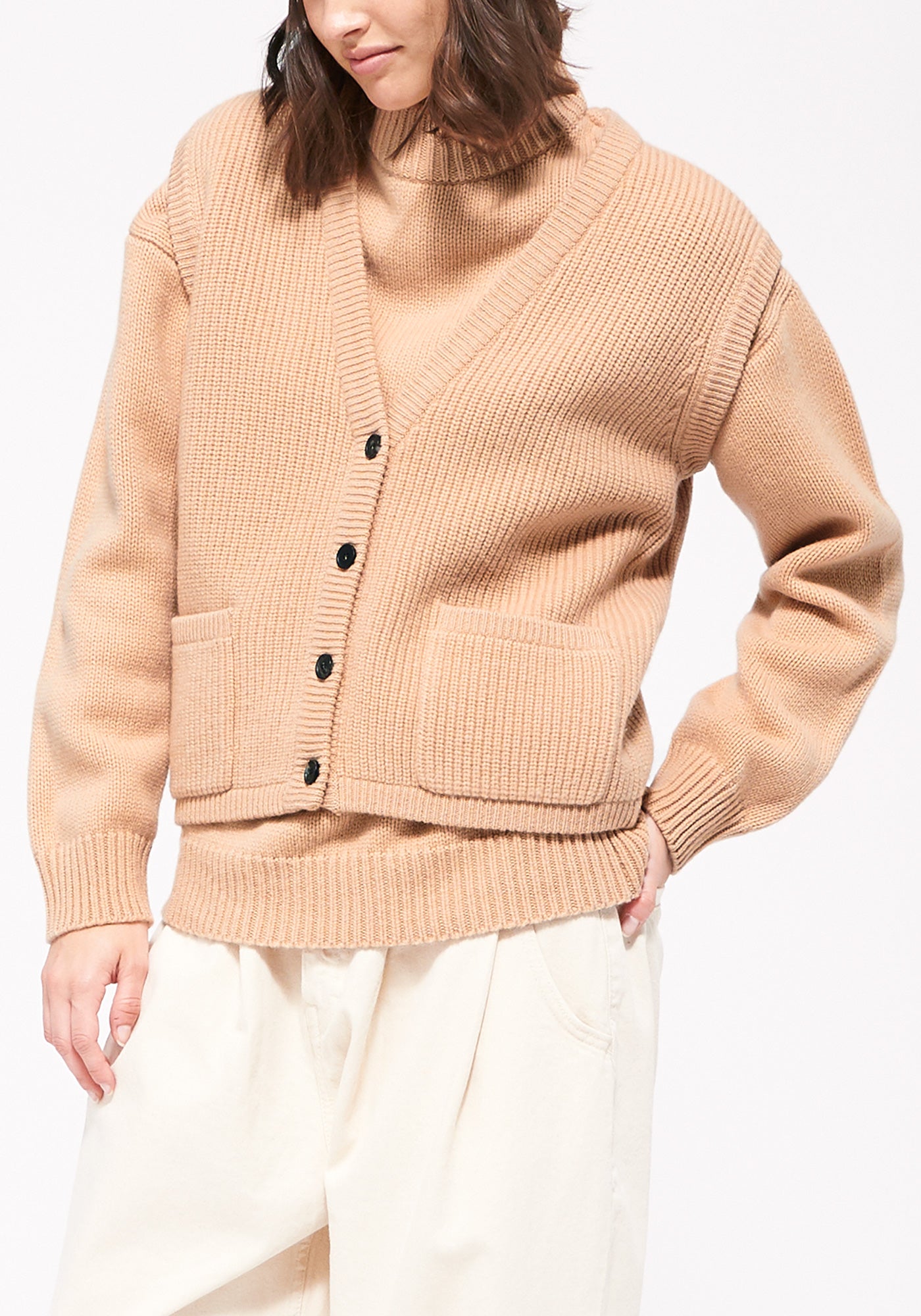 Hania Vest