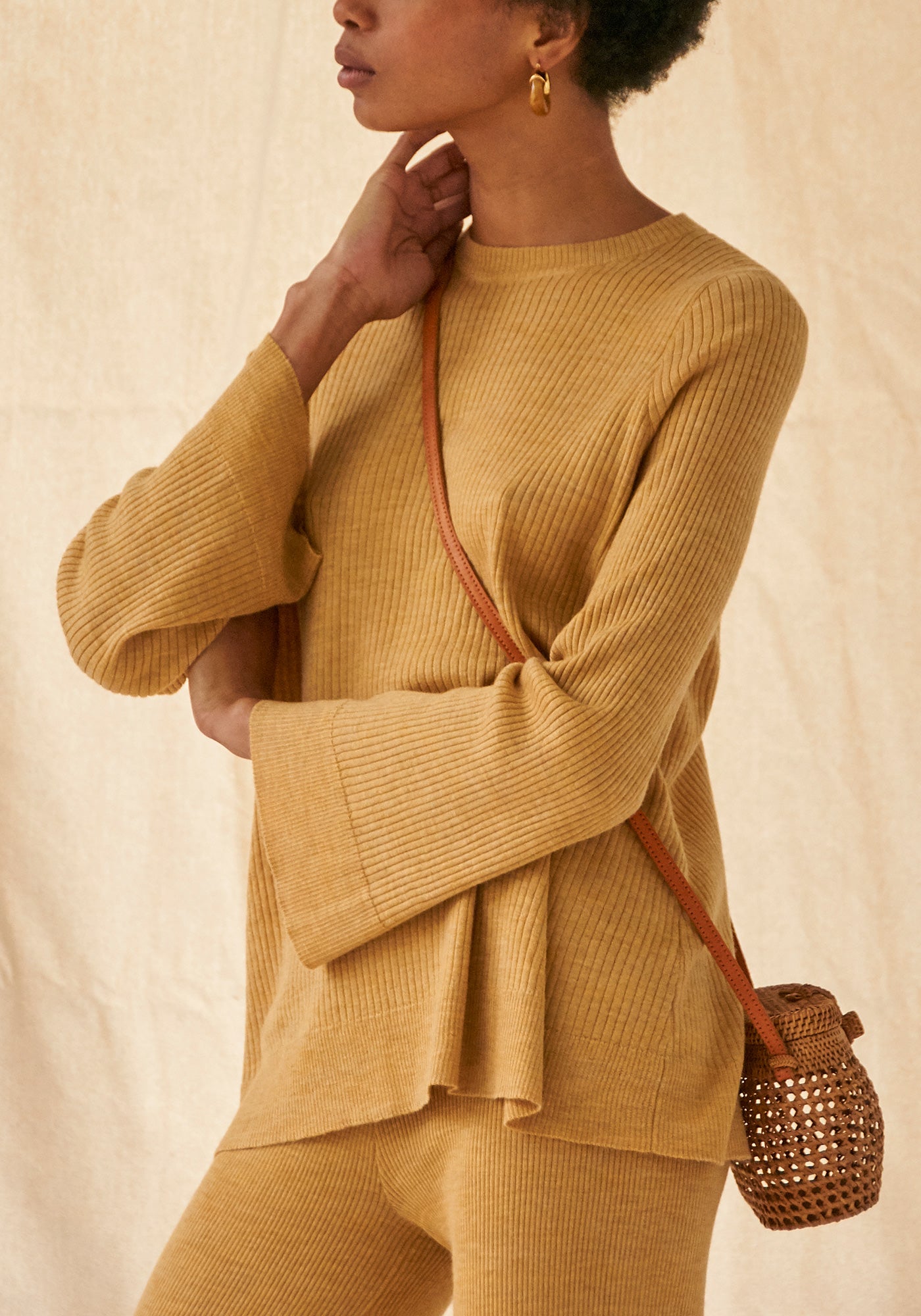 タリン メリノウール トップ