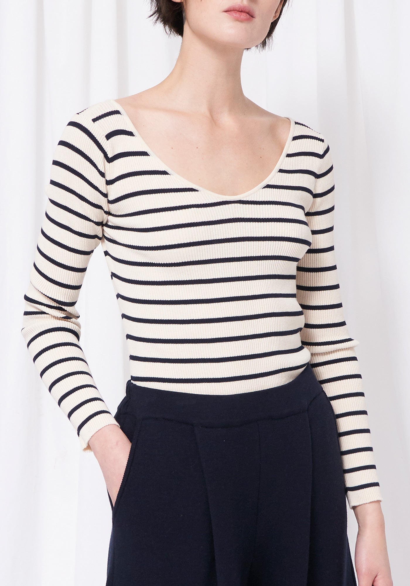 Variel Stripe Top - Parchment / Navy